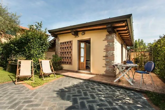 ❤Il Piccolo Nido...Romantico Monolocale Di Design❤ Marina di Pietrasanta Holiday home